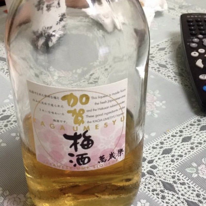 Ema8878