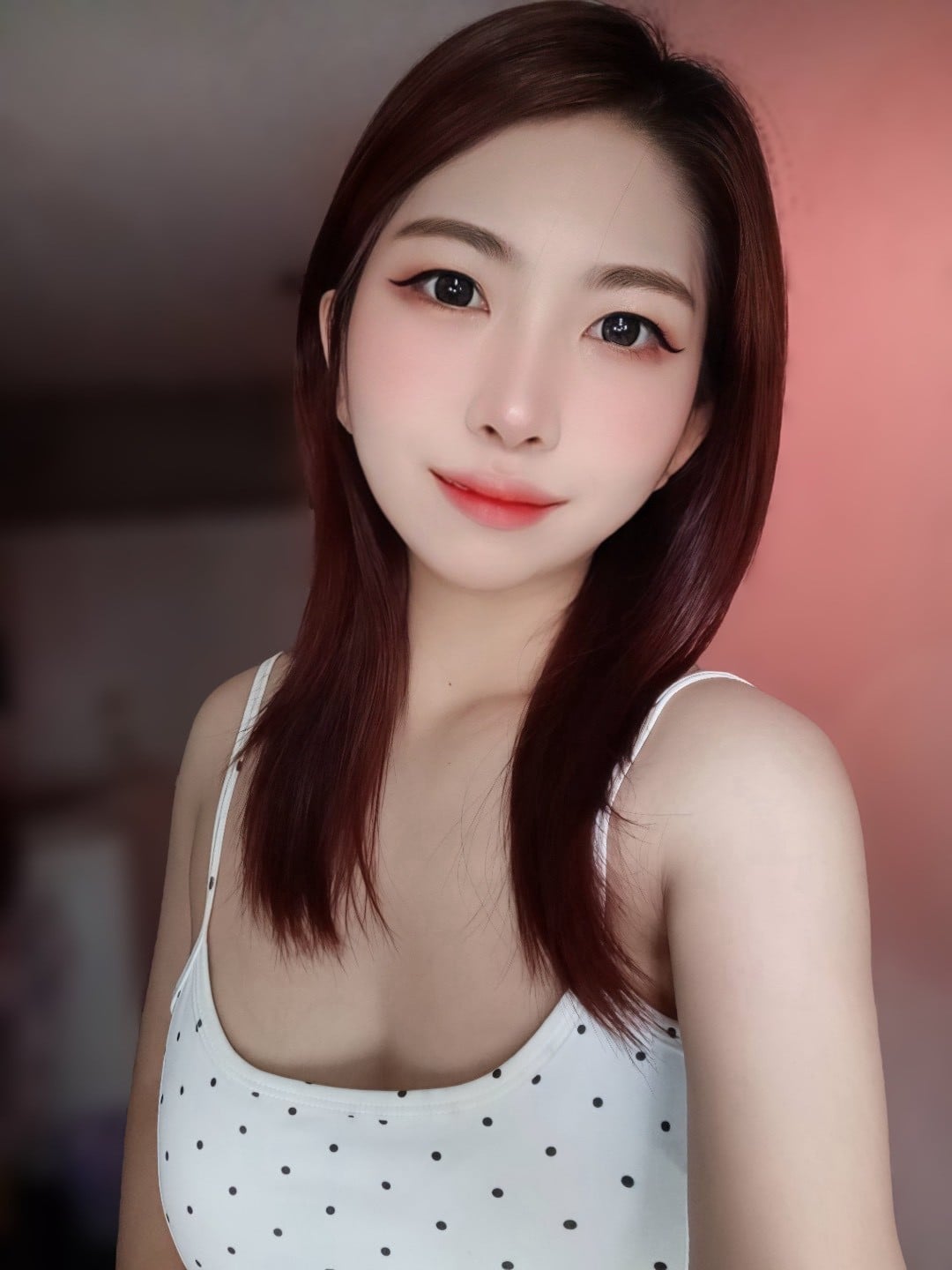 兔牙妹 (378238) - 圖片 7 - 泰妹 台北 - 五路財神
