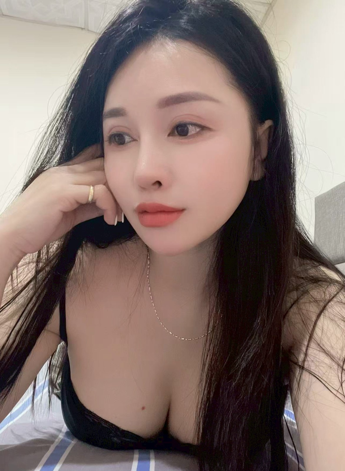 安安 (383693) - 圖片 2 - 越南妹 新竹 - 新竹香草