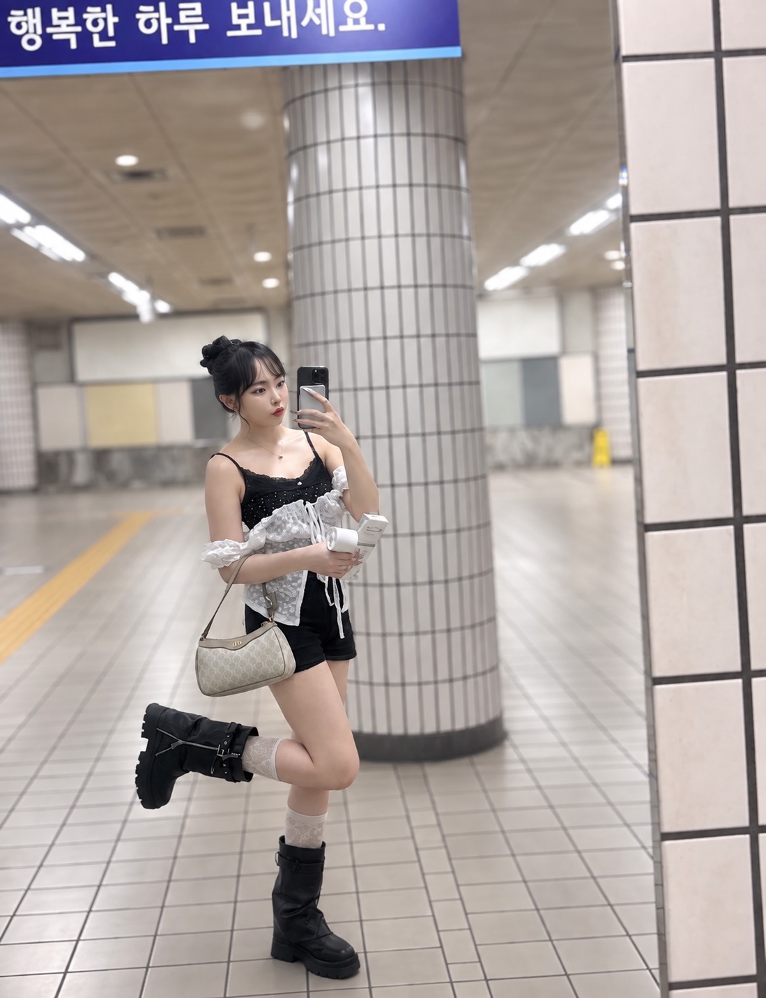梨奈 (D9SKXUAGJT) - 圖片 12 - 泰妹 台北 - 全家便利店