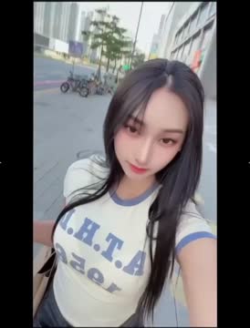 小小璇 (QXRENR7TPE) - 影片 2 - 泰妹 台北 - 萌萌