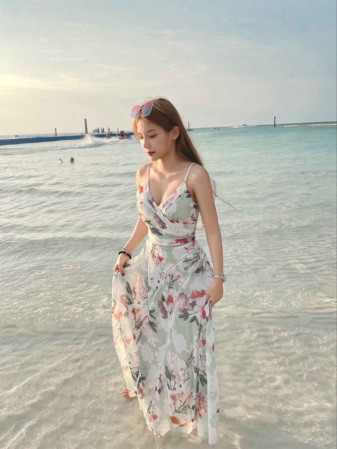 李小玲 (yahsuybbjh) - 泰妹 台北，22歲，E罩杯 - 冰火菠蘿油