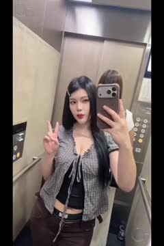 閃亮 (JZUZNWCWWF) - 影片 2 - 泰妹 台北 - 鳥頭牌