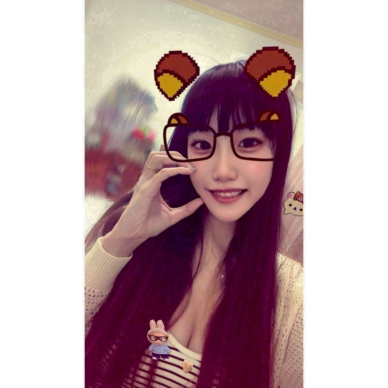 空姐 (359023) - 台妹 嘉義，21歲，D罩杯 - 689 全台定點.外約.越南暗黑旅遊
